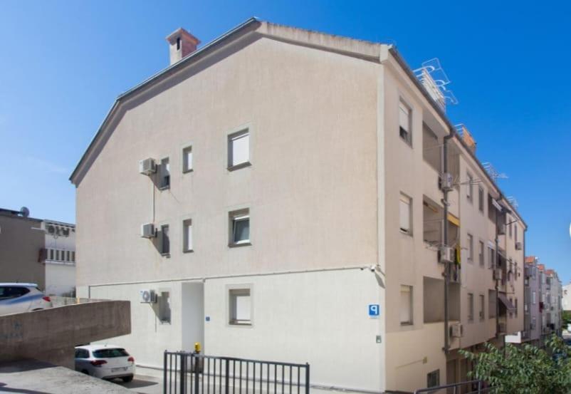 Michael Apartamento Omiš Exterior foto